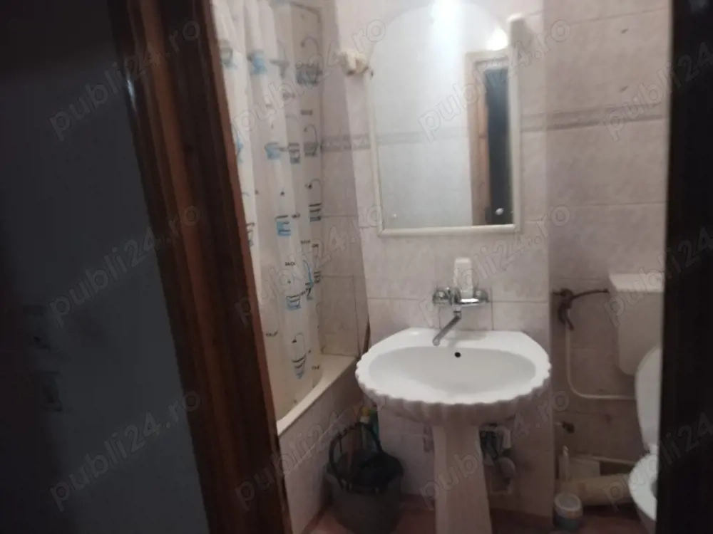 vand apartament 1 camera