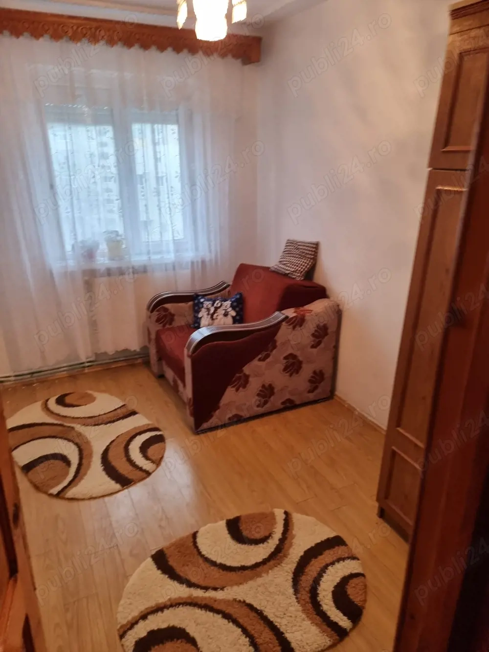 Vanzare apartament 3 camere