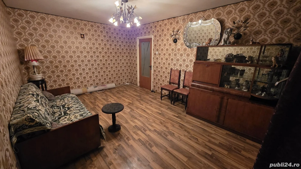 Proprietar, inchiriez apart. 3 camere cu loc de parcare in Dr. Taberei