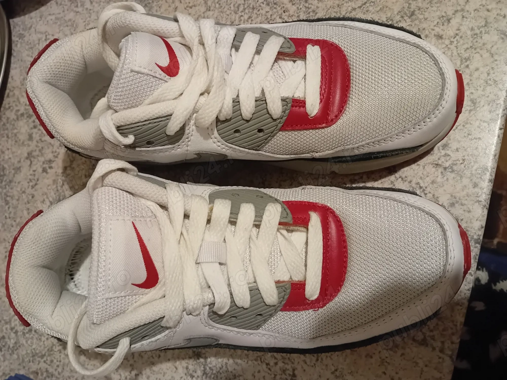 Încălțăminte sport nr 38