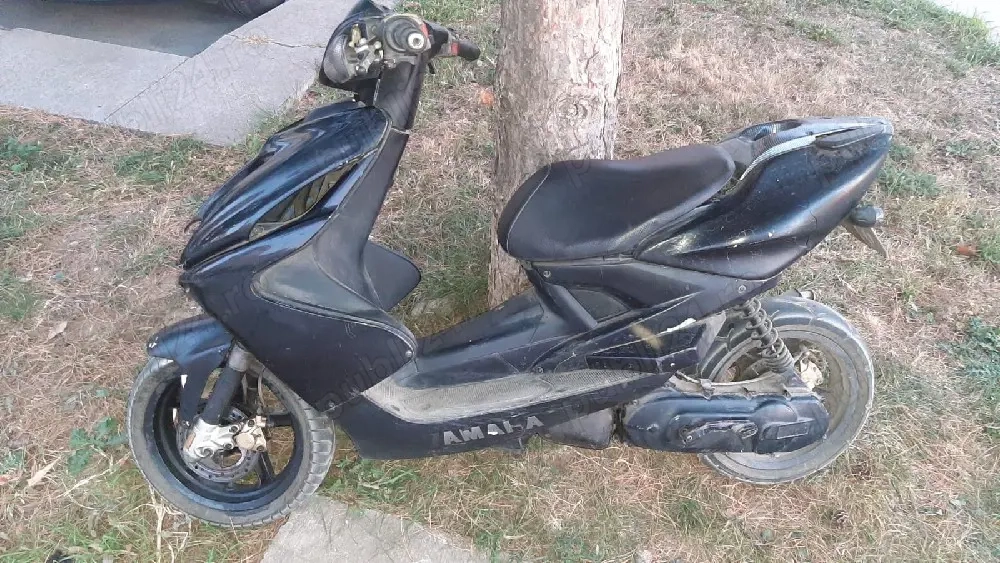 yamaha aerox 49cm