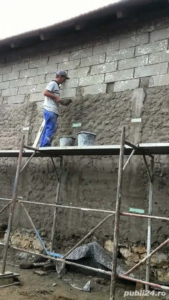 Echipă Executam Construcții .Amenajări interioare -exterioare 