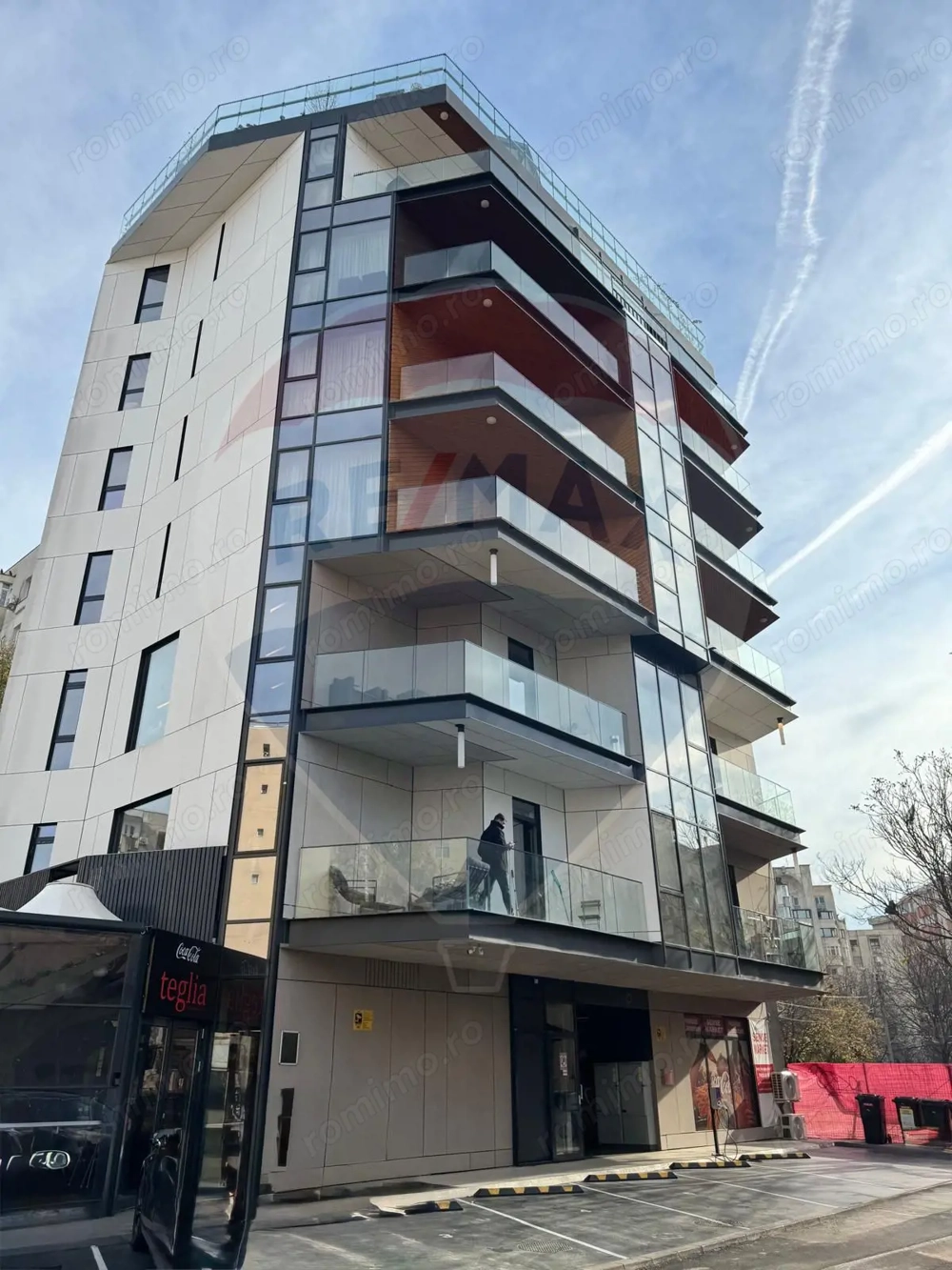 Oportunitate - Spatiu de birouri premium in Cladire Mixta Zona Decebal