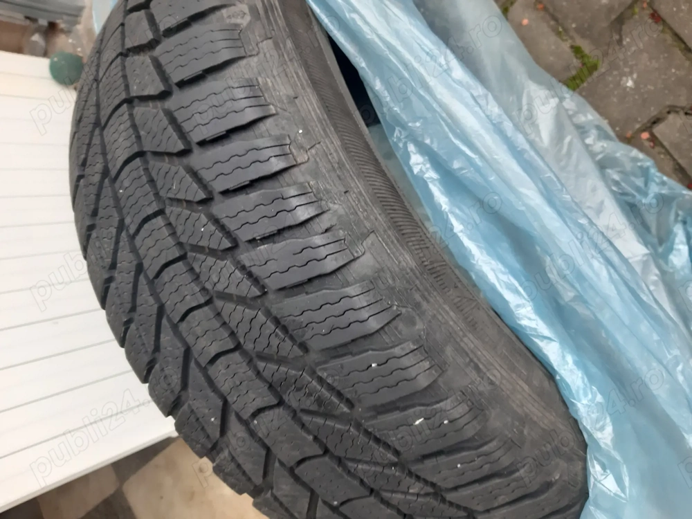 Anvelope 235/55/18 Iarnă