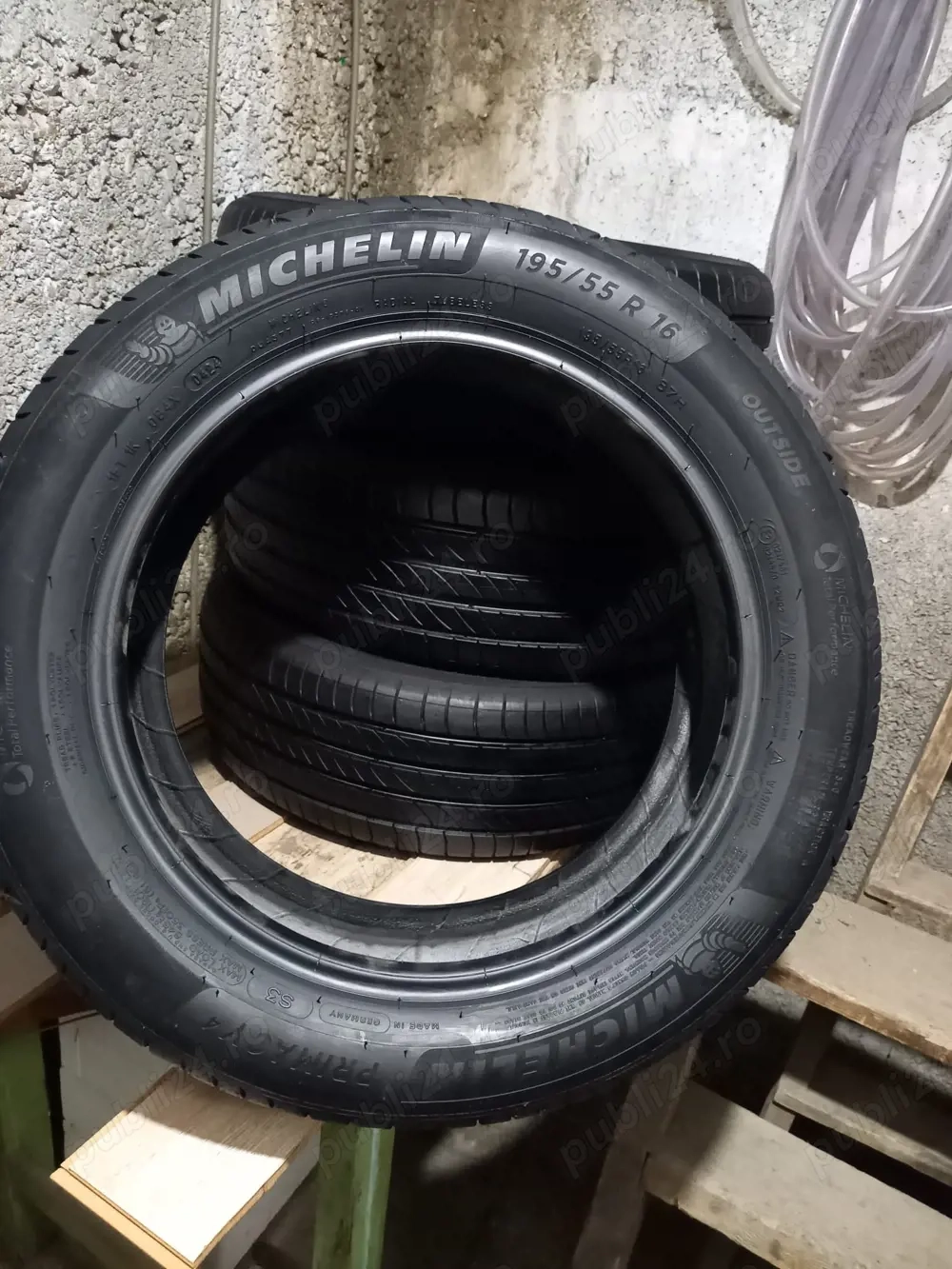 4 Anvelope Michelin - Vara - 195/55 R16 87H