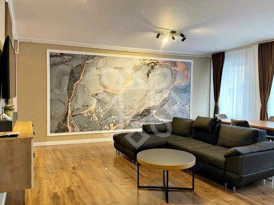 Apartament modern cu 3 camere de vanzare, ultracentral Oradea