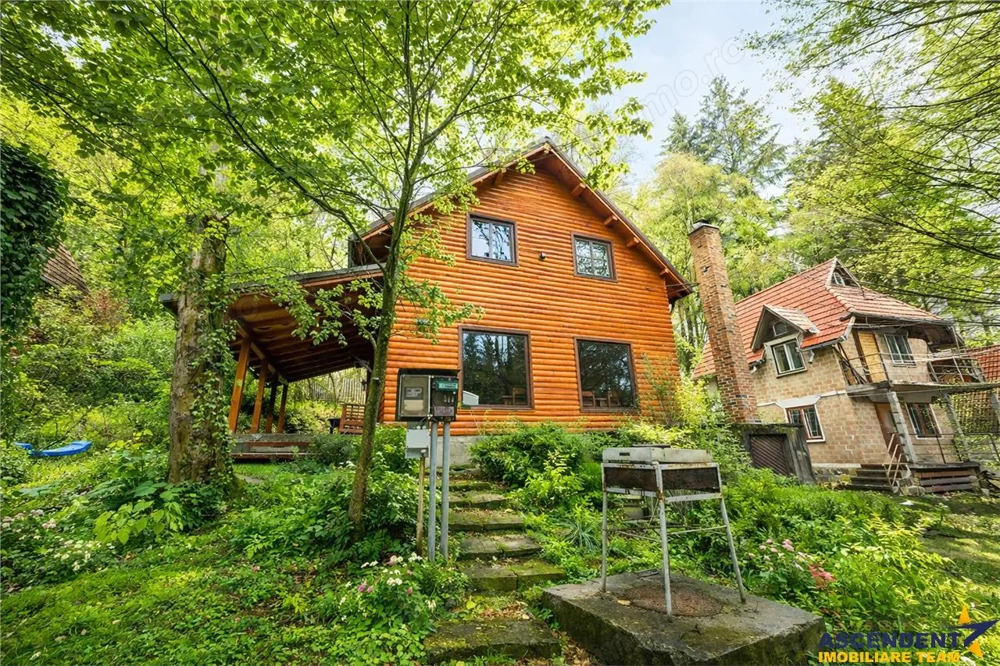 FILM! Rezidenta pe apreciabile conditii, in statiunea Sugas Bai, Covasna