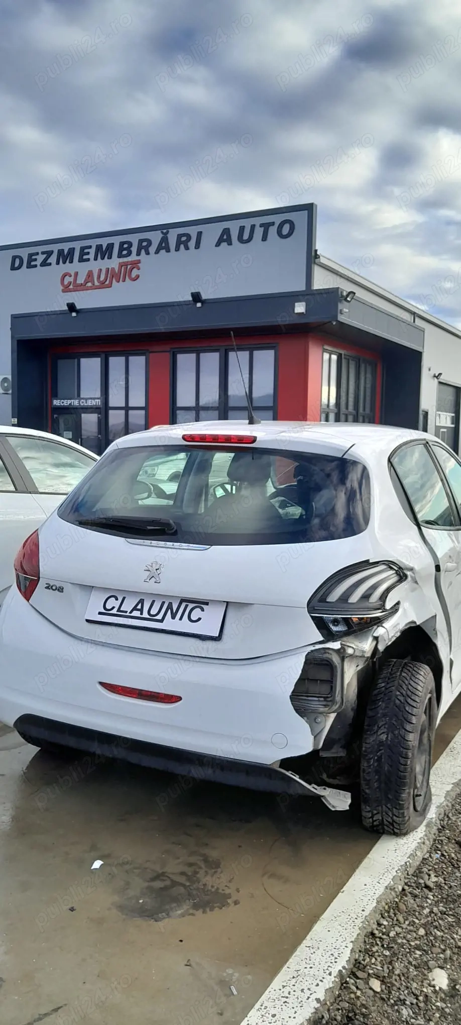 Dezmembram Peugeot 208 1.6 HDi BHW / BH02 / DV6FE