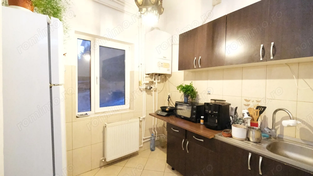 Oferta chirie 3 camere imbunatatit in vila in Dorobanti cu boxa si centrala 