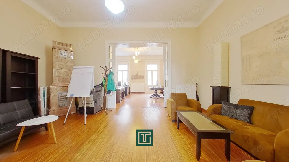 Apartament cu personalitate cu 2 camere cu terasă în centrul Aradului