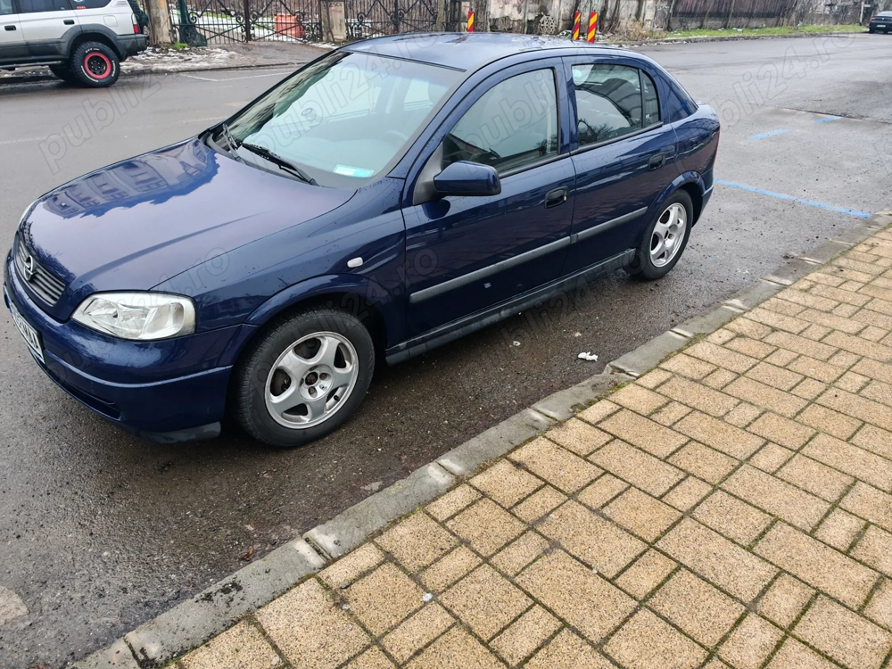 Opel Astra 136.000km 1.4 benzina