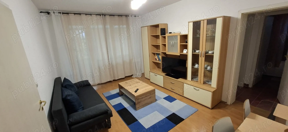 Proprietar Vând Apartament  cu 3 mobilat si utilat  langa Prefectura|Medicina