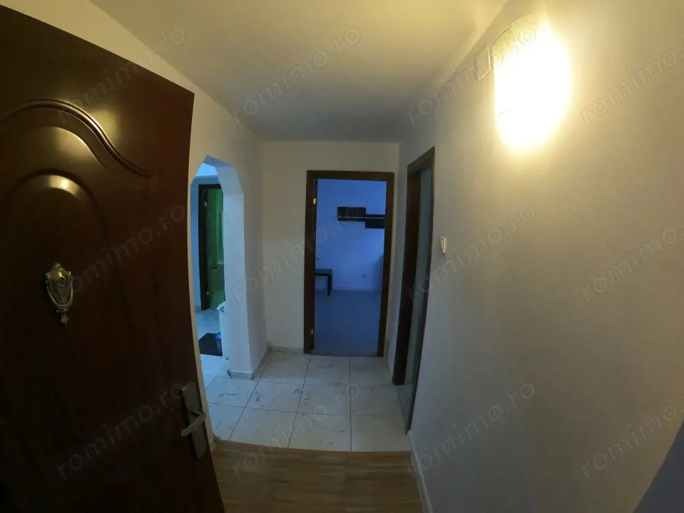 Apartament de Vânzare – decomandat 3 cam 70 mp