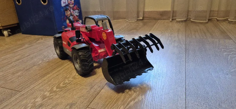 Incarcator Bruder de Jucarie Telescopic Manitou MLT 633