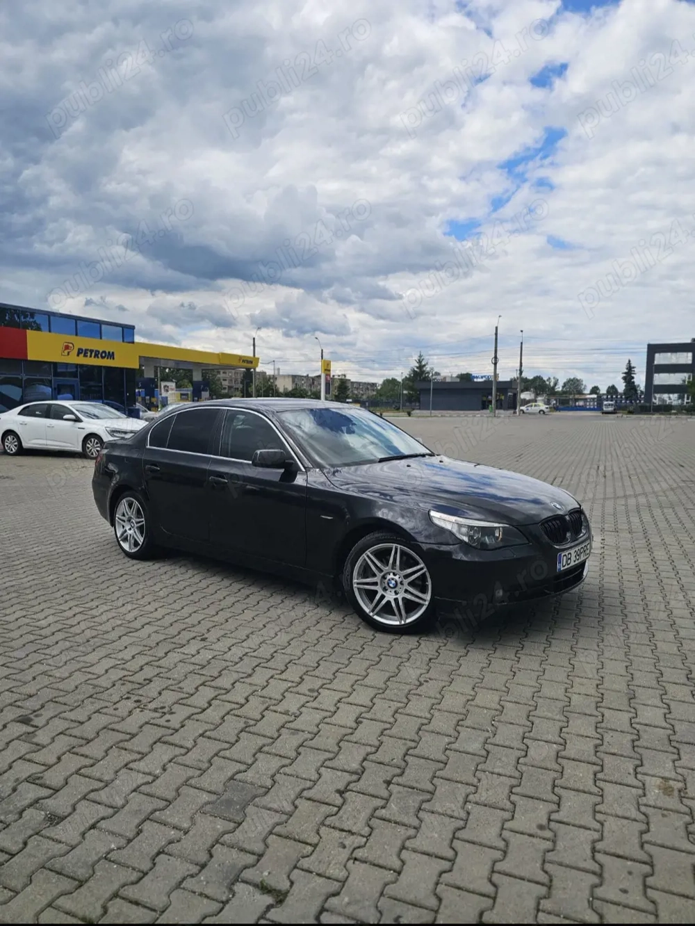 Vând BMW 525 177 CP Automata