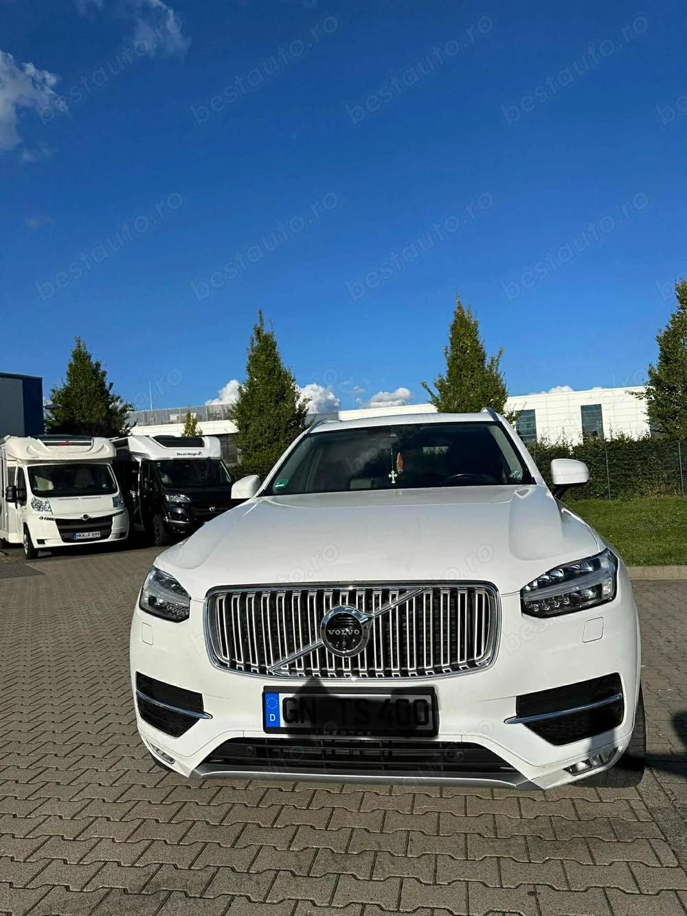 Volvo XC90 inscription