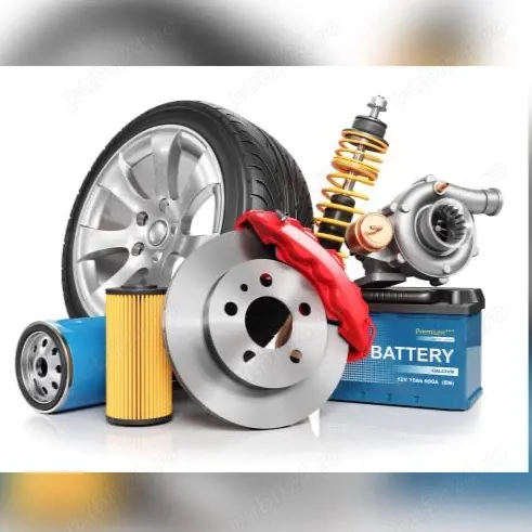 Angajez manipulant marfa pentru magazin de piese auto