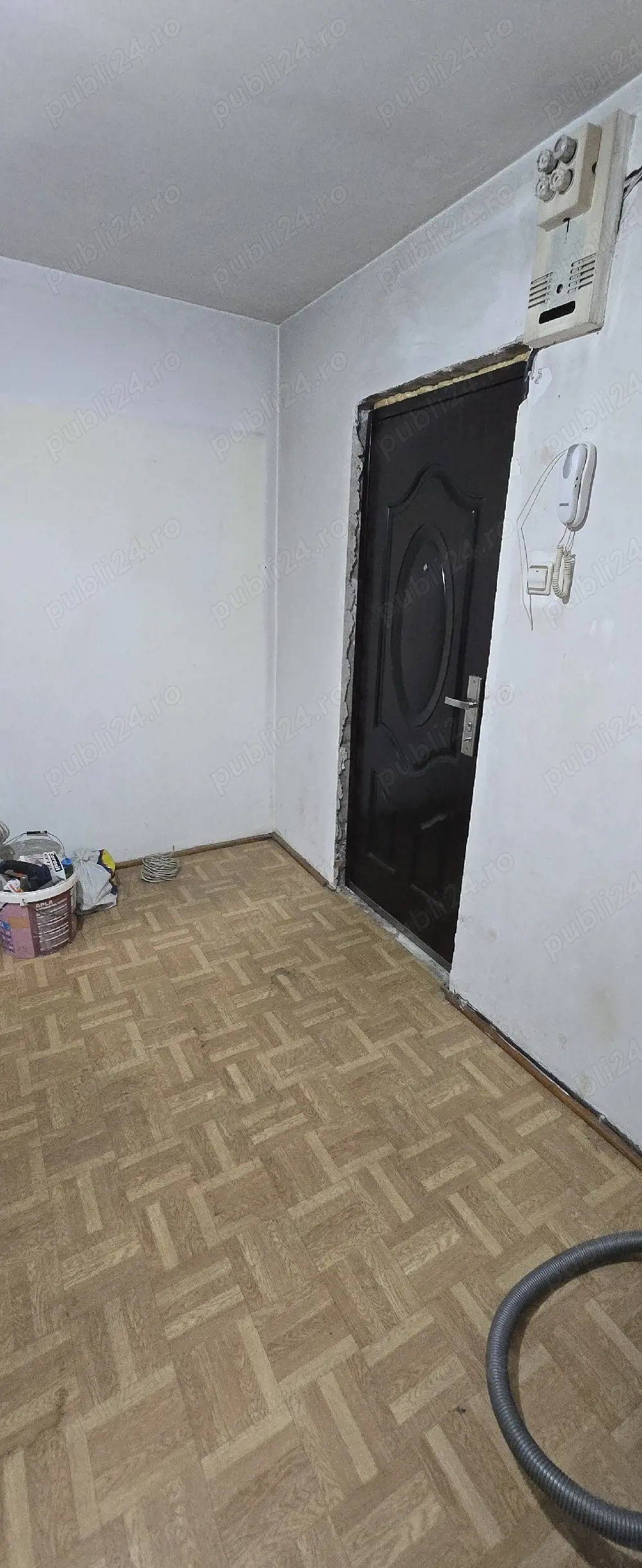 vind garsoniere conf 3