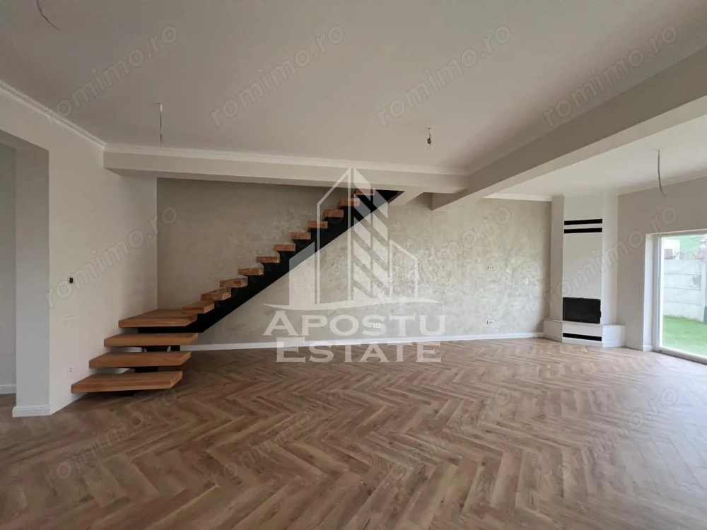 Duplex modern de vânzare în Dumbrăvița, Timis, patru camere