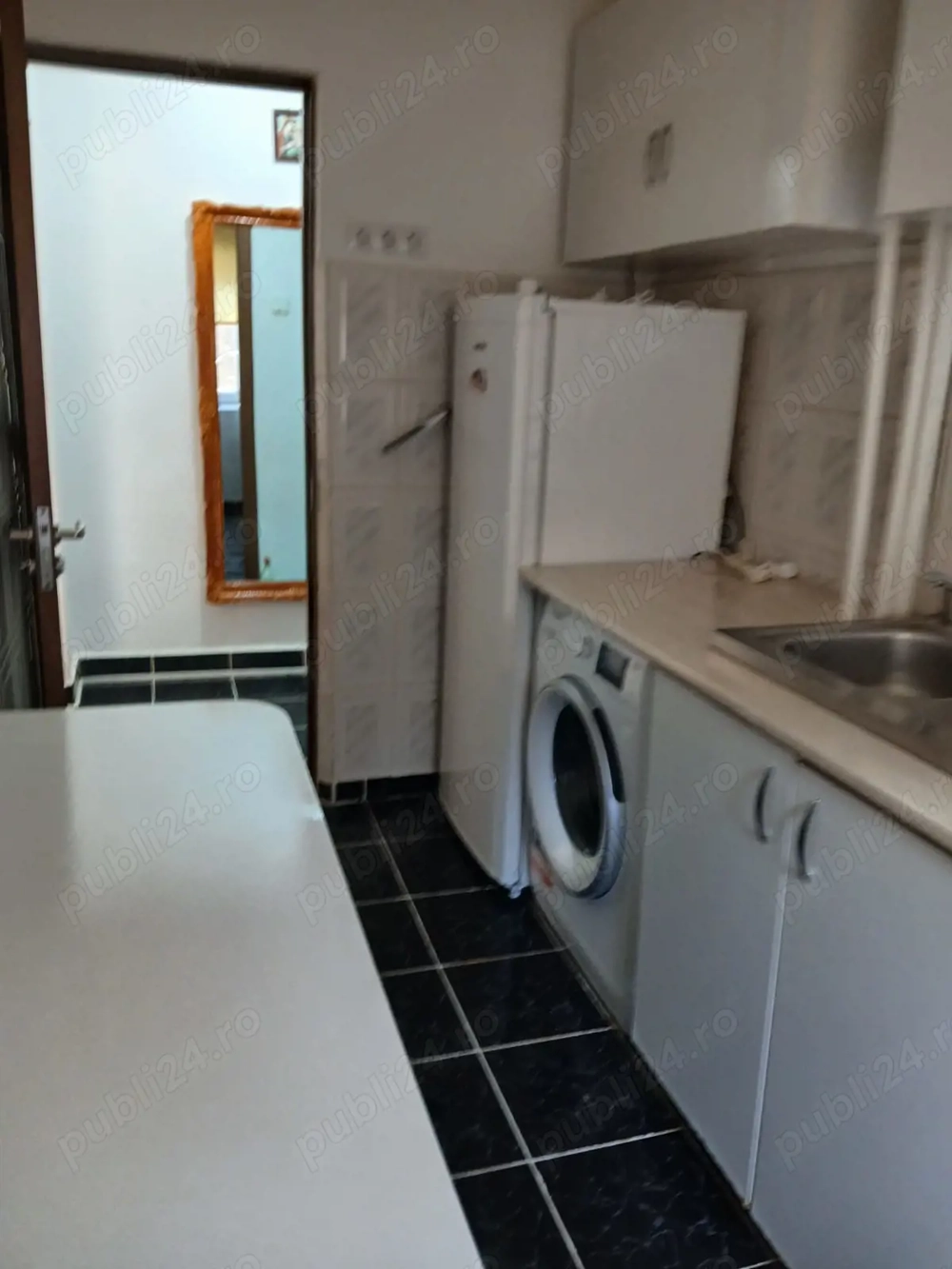 Închiriez apartament 2 camere Micro 14, Buzau, lângă Spitalul Județean 