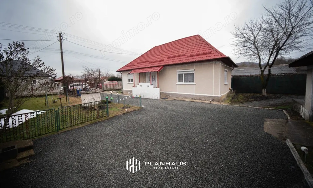 Casă de vânzare Tăuții Măgherăuș ,centru ,600 mp teren
