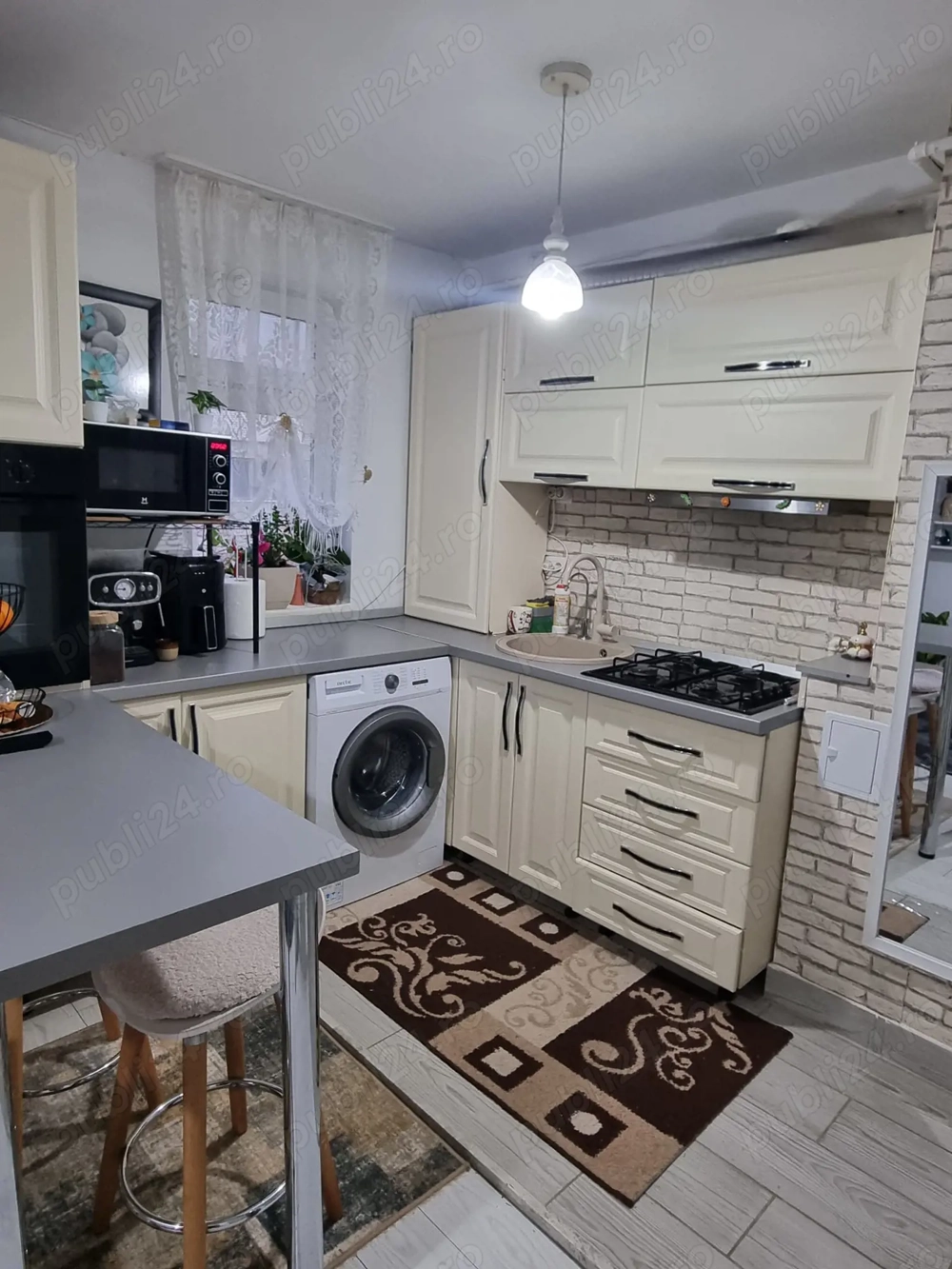 Apartament 3 camere, RENOVAT COMPLET mobilat si utilat !
