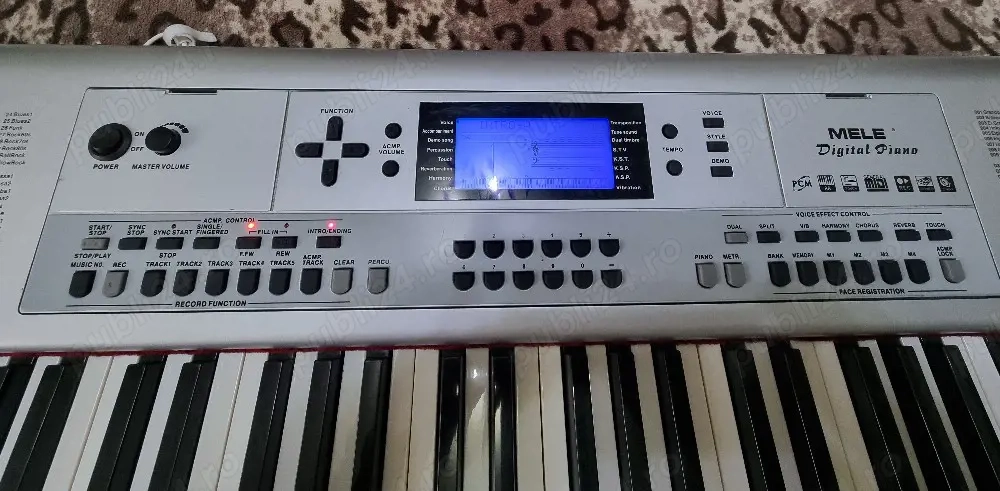 Pian Digital,orgă MLP-1200 sub brand Yamaha 88 clape grele 153 voci și 100 ritmuri