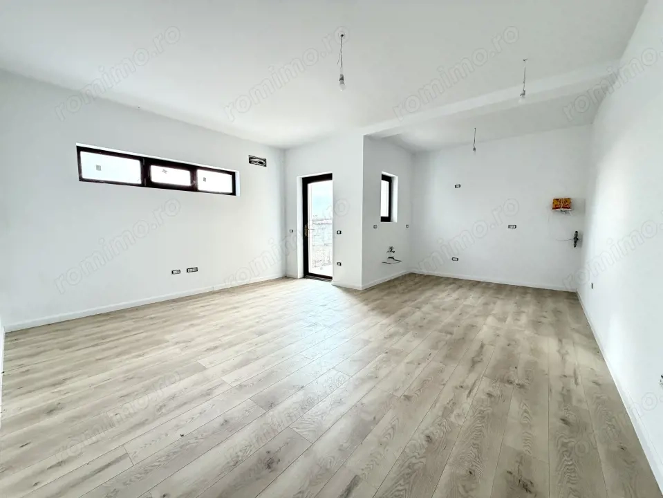 Duplex elegant cu 3 camere, 70 mp utili, 250 mp teren - Sanandrei