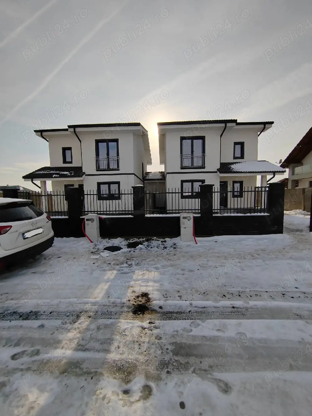 Vând duplex despărțit prin cameră tehnica în Mosnita Veche