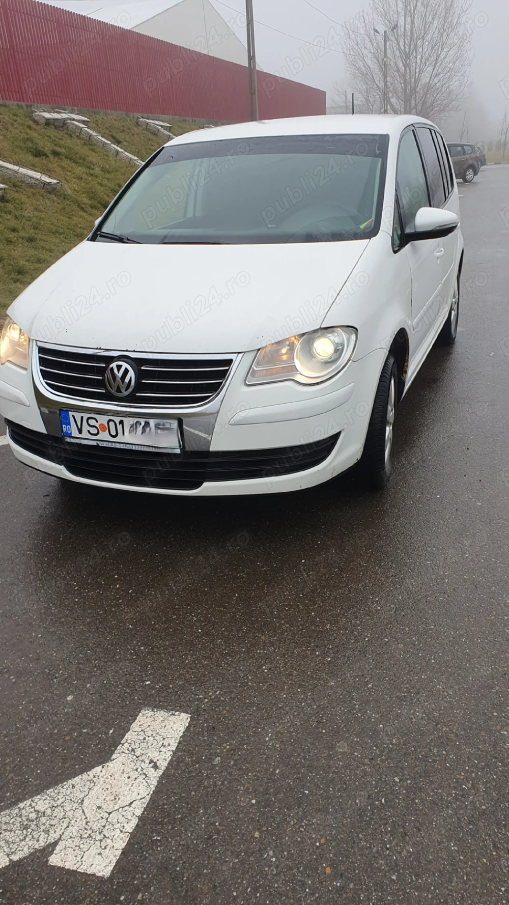 Vând vw touran