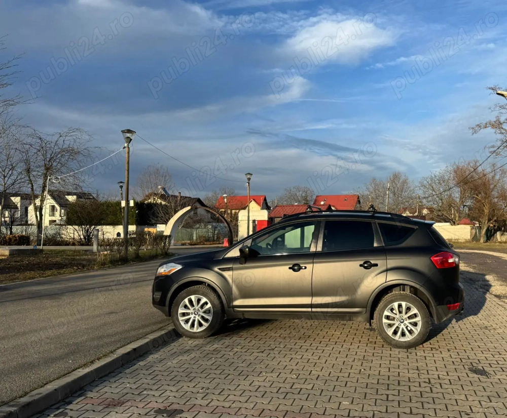 Ford Kuga mk1 4x4 negru mat