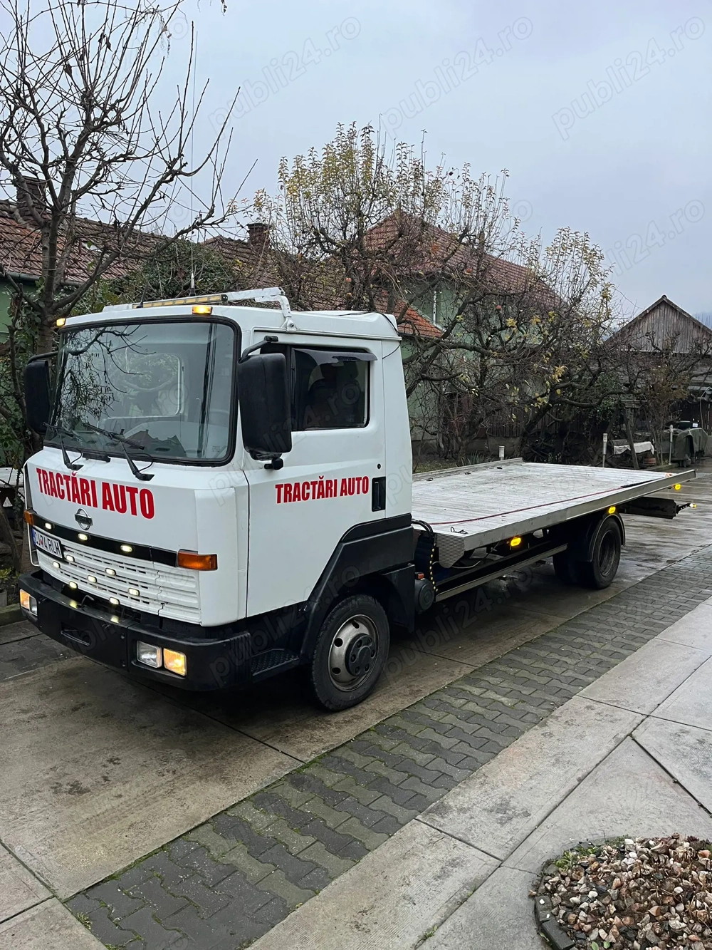 Vand shimb platforma hidraulică Nissan Eco T 100 