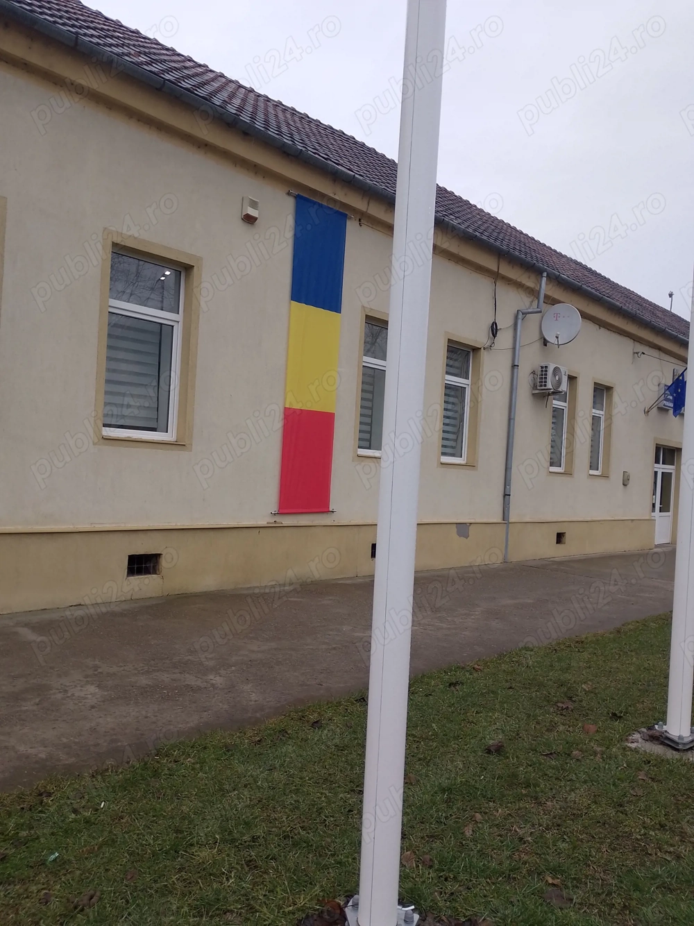 Închiriez spațiu comercial 
