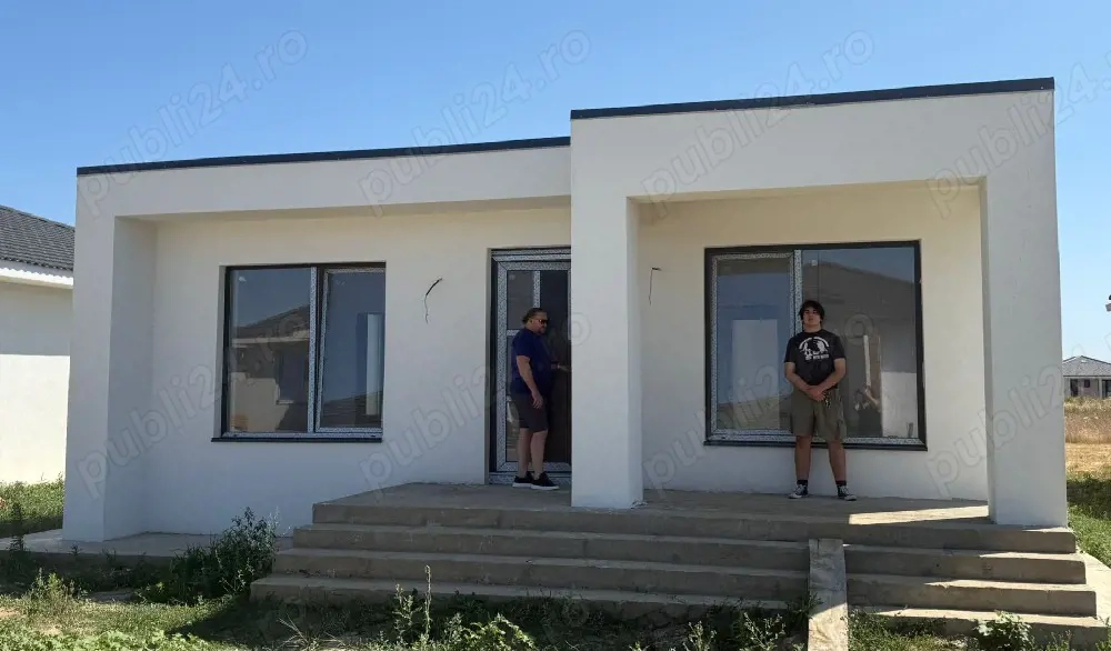 Casa cu trei dormitoare în Sîntandrei 