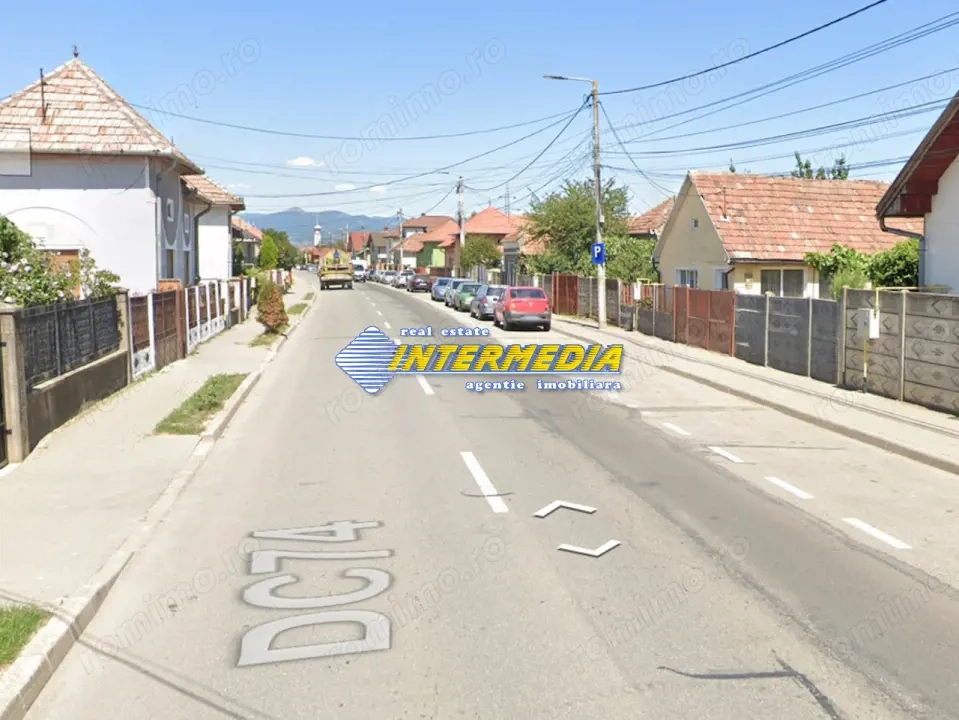 Casa curte si Teren 2430 mp Vanzare Barabant cu toate utilitatiile