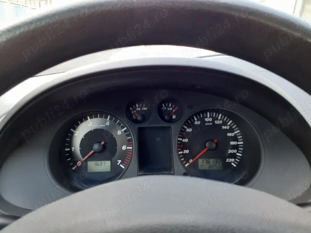 Seat Ibiza 2003 benzină