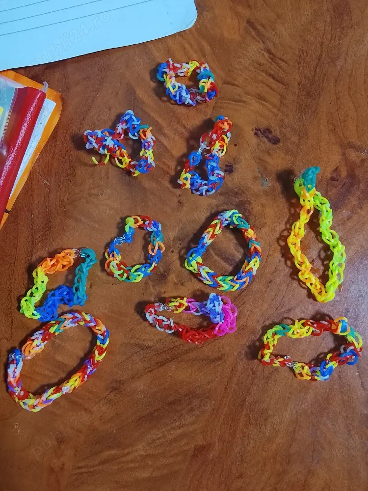 Brățări din elastice colorate 