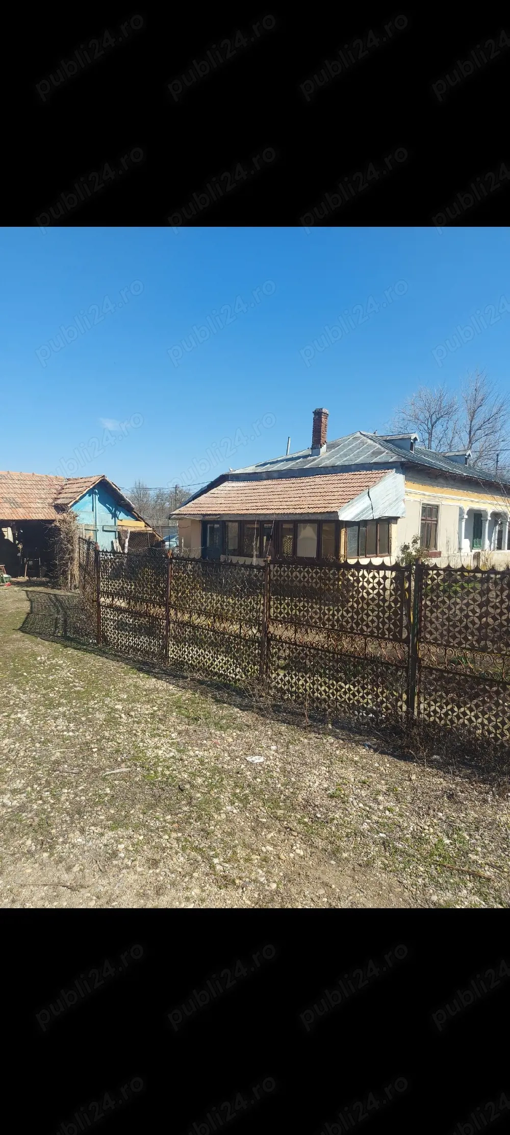 Vând casă în sat Beiu, comuna Ștorobaneasa 