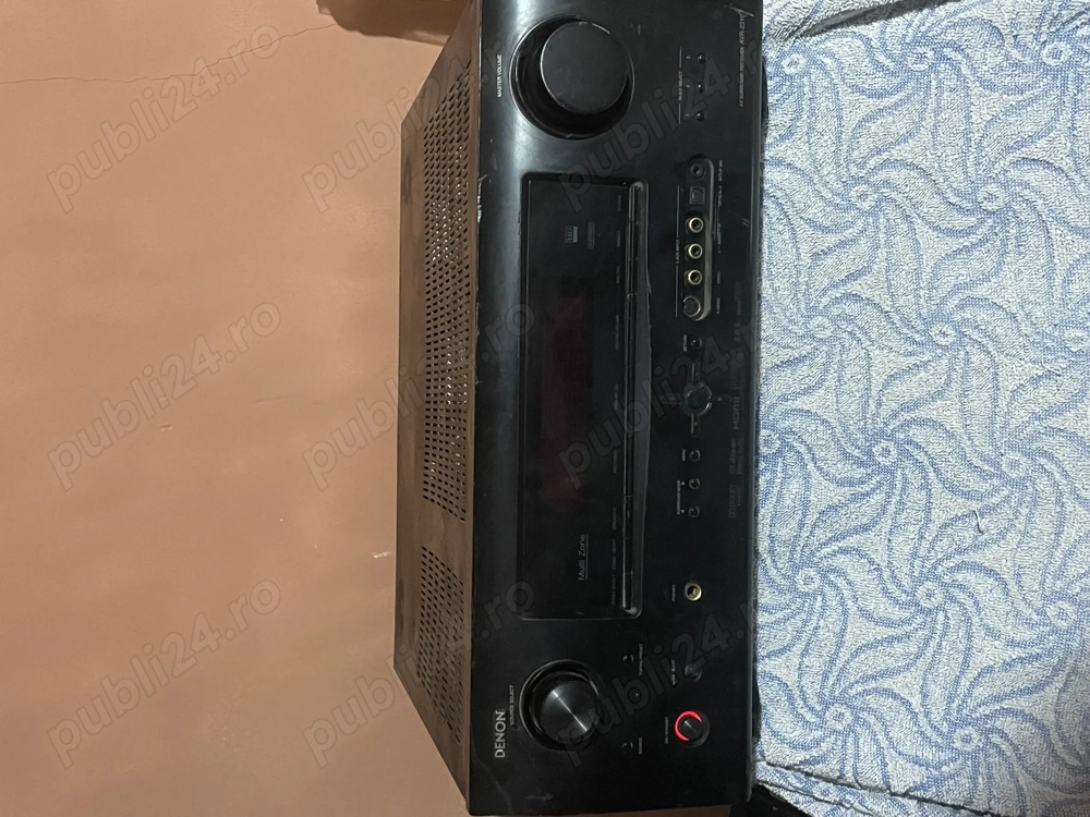 Vând stație (amplificator) 600W. 