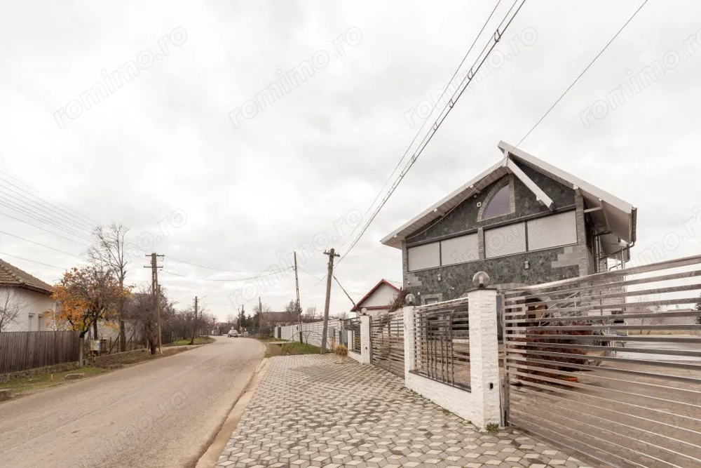 Clădire industrială / comercială – 320 mp utili | Teren 3.200 mp