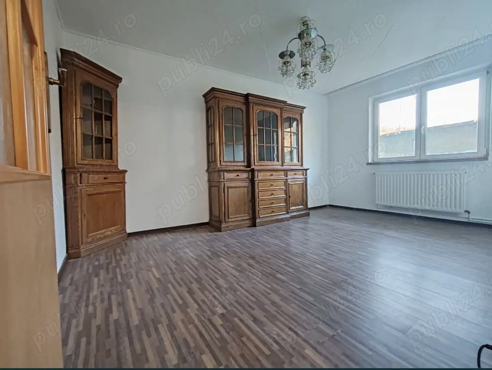 Mobilier de sufragerie din stejar