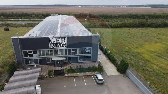 Spațiu industrial de 3,600mp de vânzare