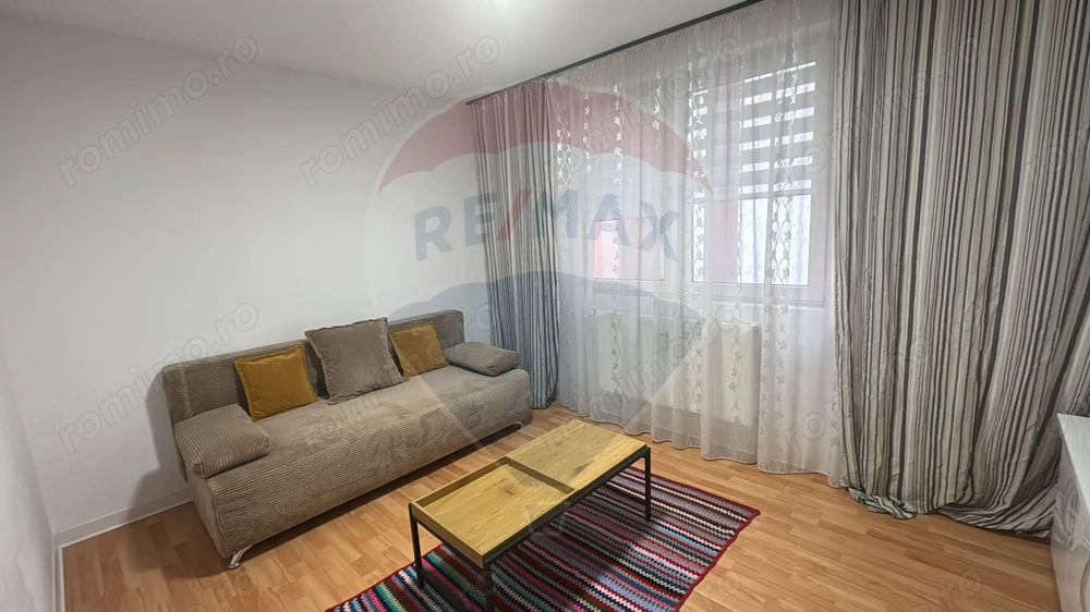 Apartament cu 2 camere de vânzare - Str. Sovata