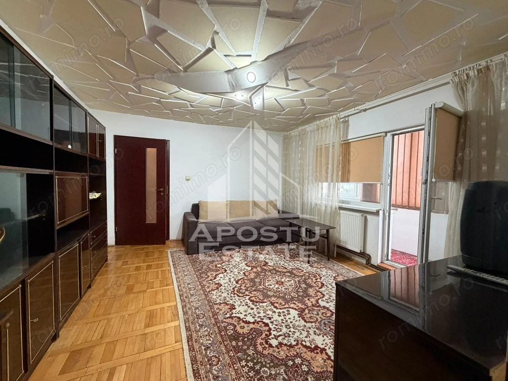 Apartament cu 2 camere, semidecomandat,centrala proprie,zona Girocului