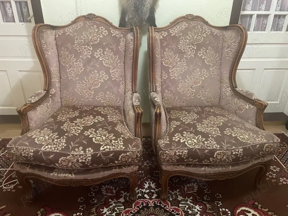 2 fotolii impecabile Barock