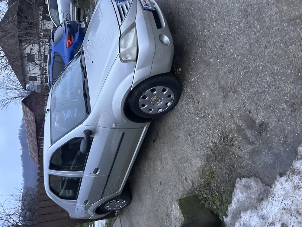 Vând Dacia Logan .Unic proprietar în România  .