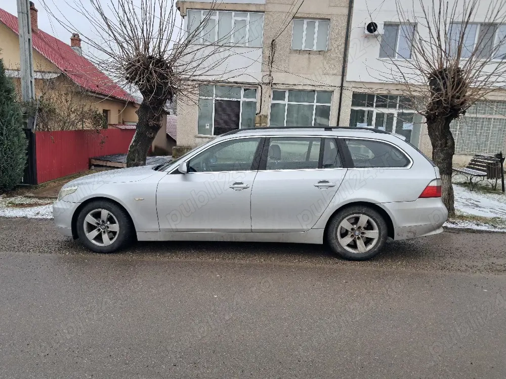 bmw seria 5 E60 distribuție față 2006 pret 2300 euro 