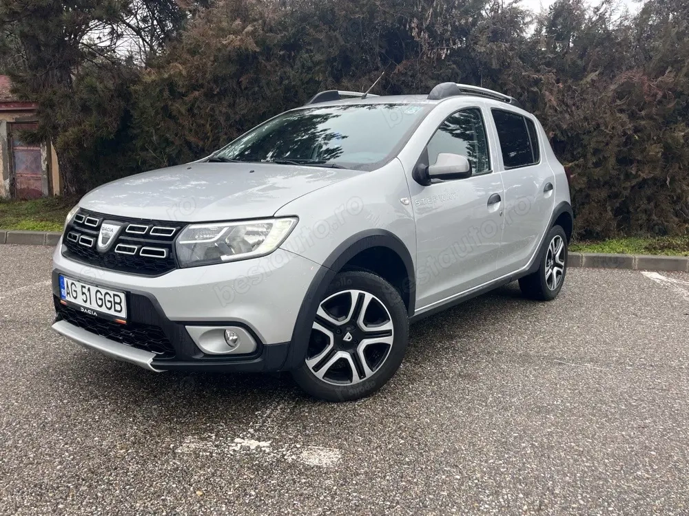 Dacia Sandero an 2017 motor 0.9 turbo cu GPL
