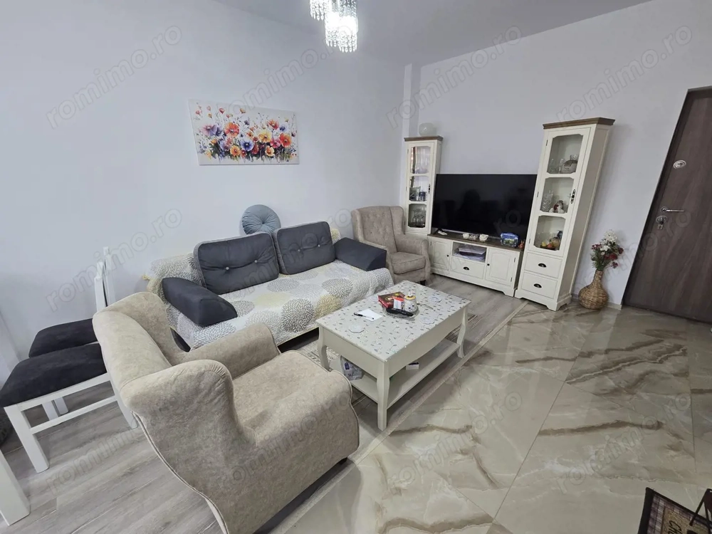 Langa ESO. Gradina proprie. Mobilat si utilat complet. 2 Bai.