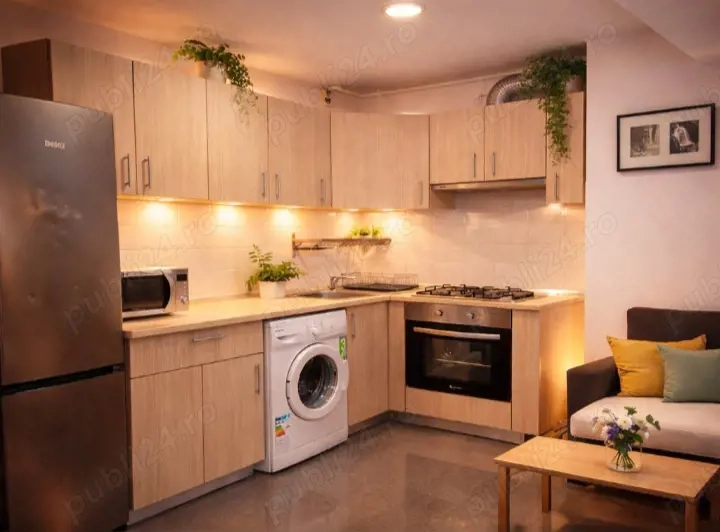 Regim Hotelier Rin Grand Sector 4 